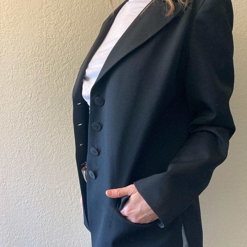 1980's Vintage David Hayes boxy black jacket size 12 - Picture 4 of 8